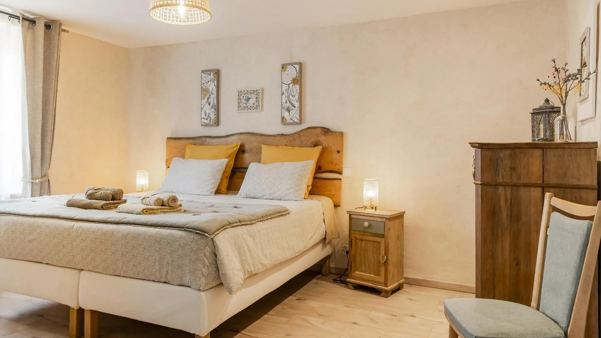 فندق مبيت وإفطار Merlas Chambres D Hotes Ysalice